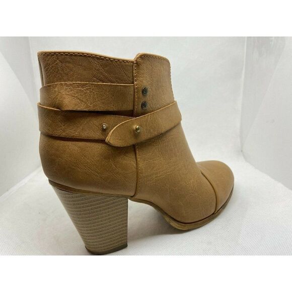 Refresh Women's Camel Leather Booties Size US 10 - Picture 10 of 10